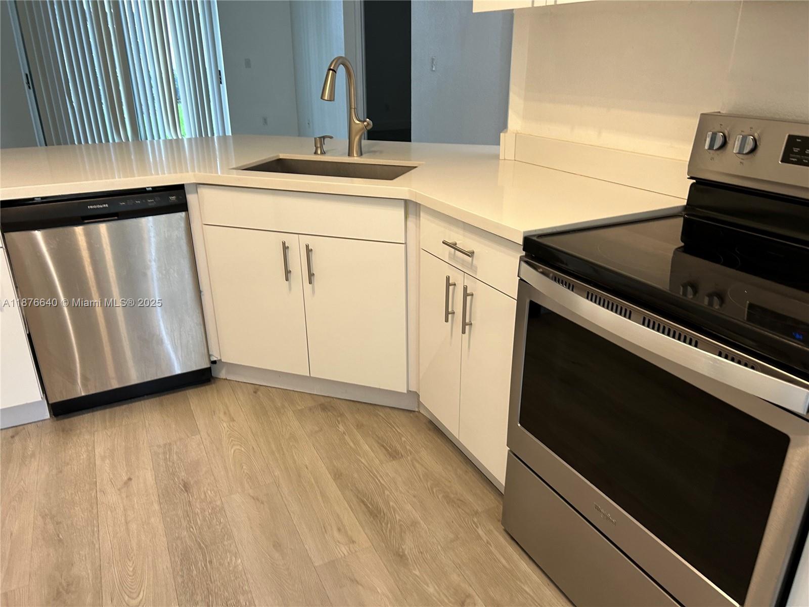 VILLAS DE TUSCANY CONDO - Residential