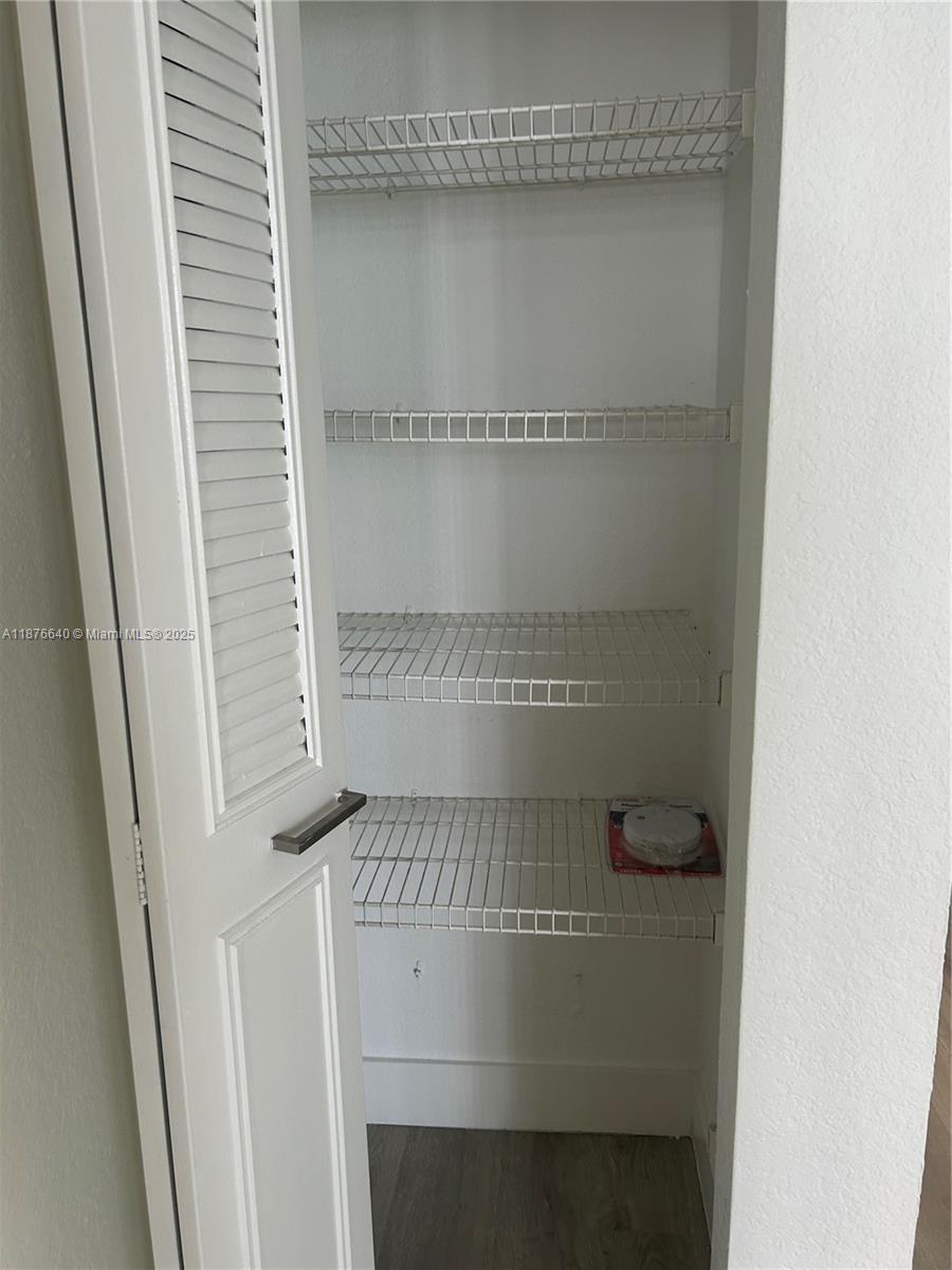 VILLAS DE TUSCANY CONDO - Residential