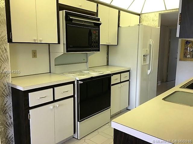 Woodlands Sec Five 67-43 - Residential Lease