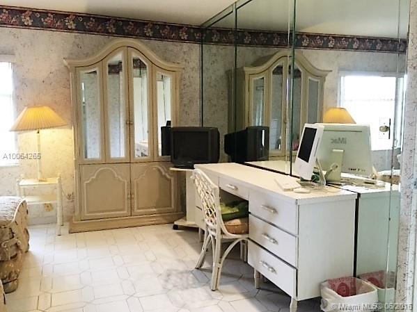 Woodlands Sec Five 67-43 - Residential Lease