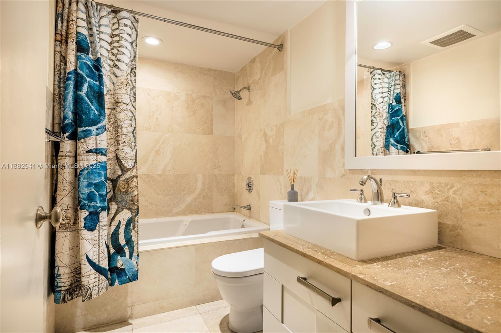 GROVE GARDEN RESIDENCES C - Residential