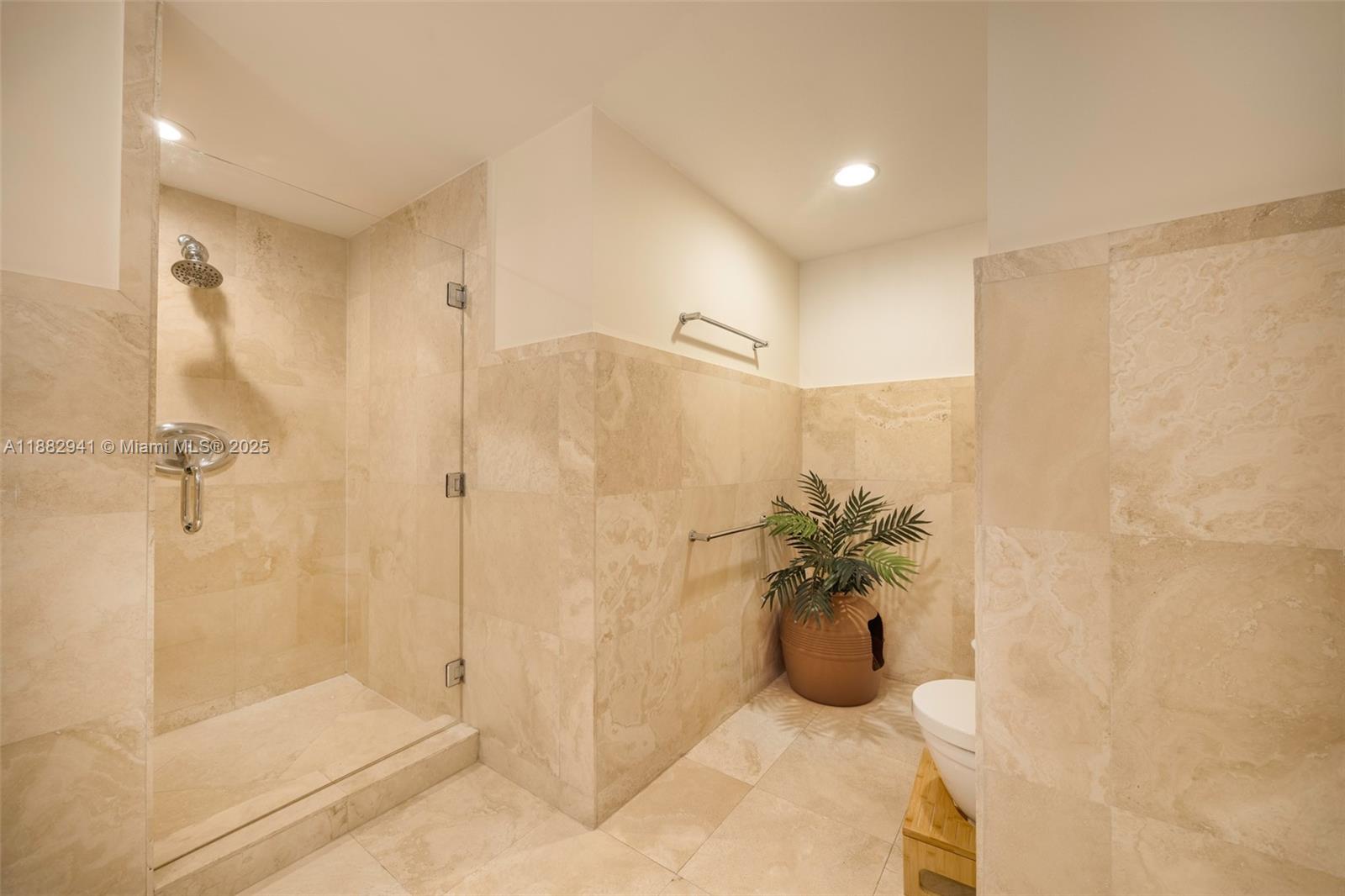 GROVE GARDEN RESIDENCES C - Residential
