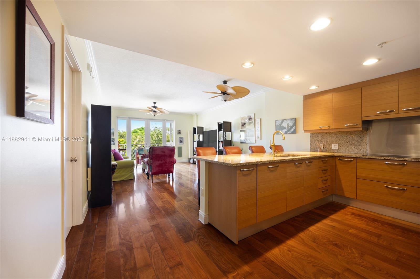 GROVE GARDEN RESIDENCES C - Residential