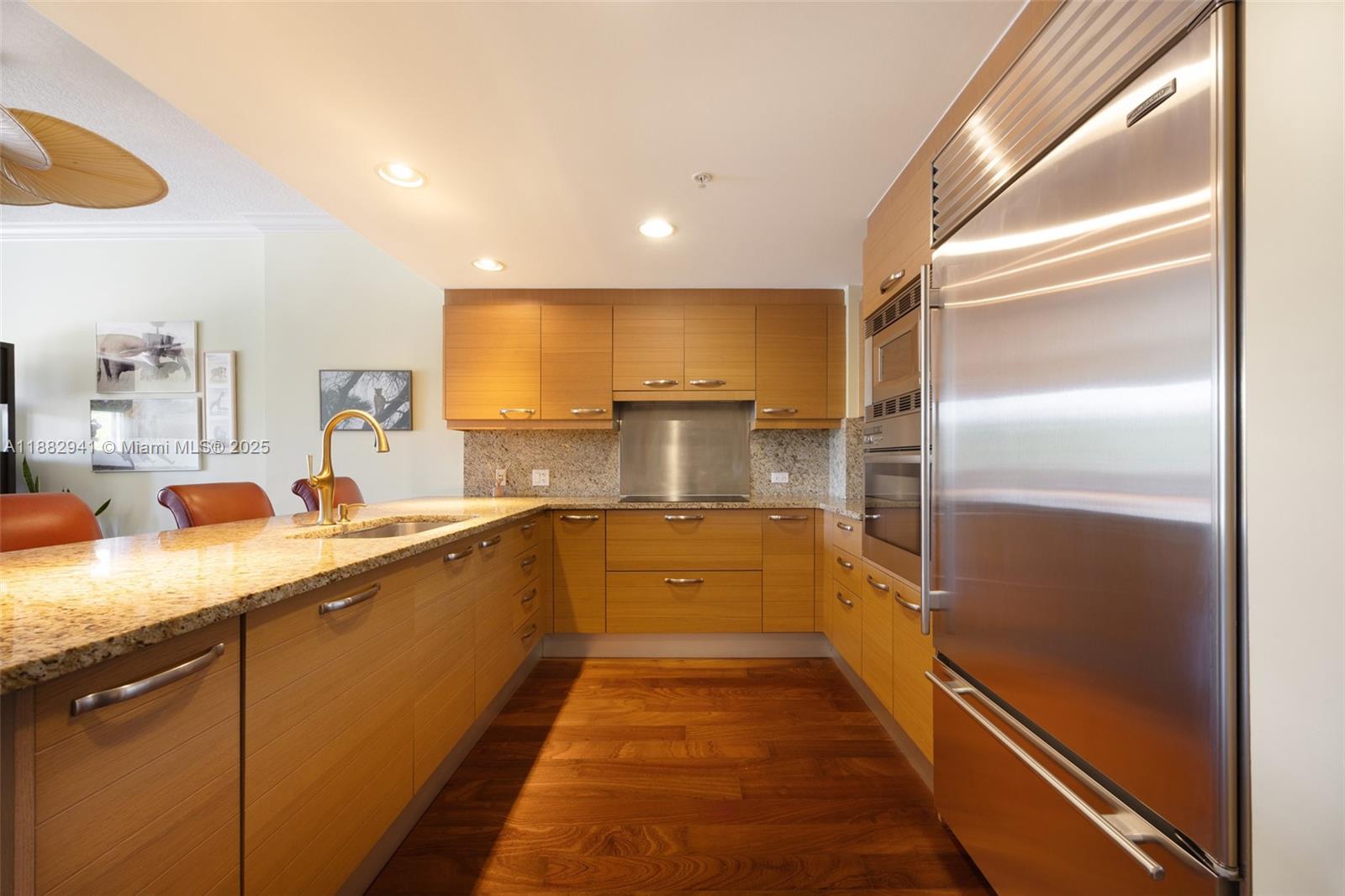 GROVE GARDEN RESIDENCES C - Residential