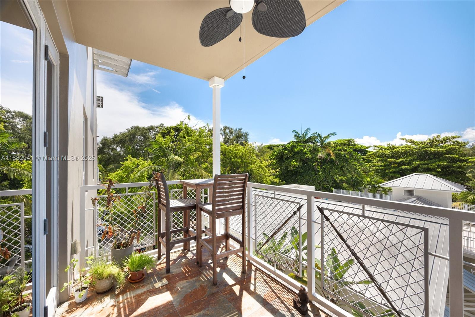 GROVE GARDEN RESIDENCES C - Residential
