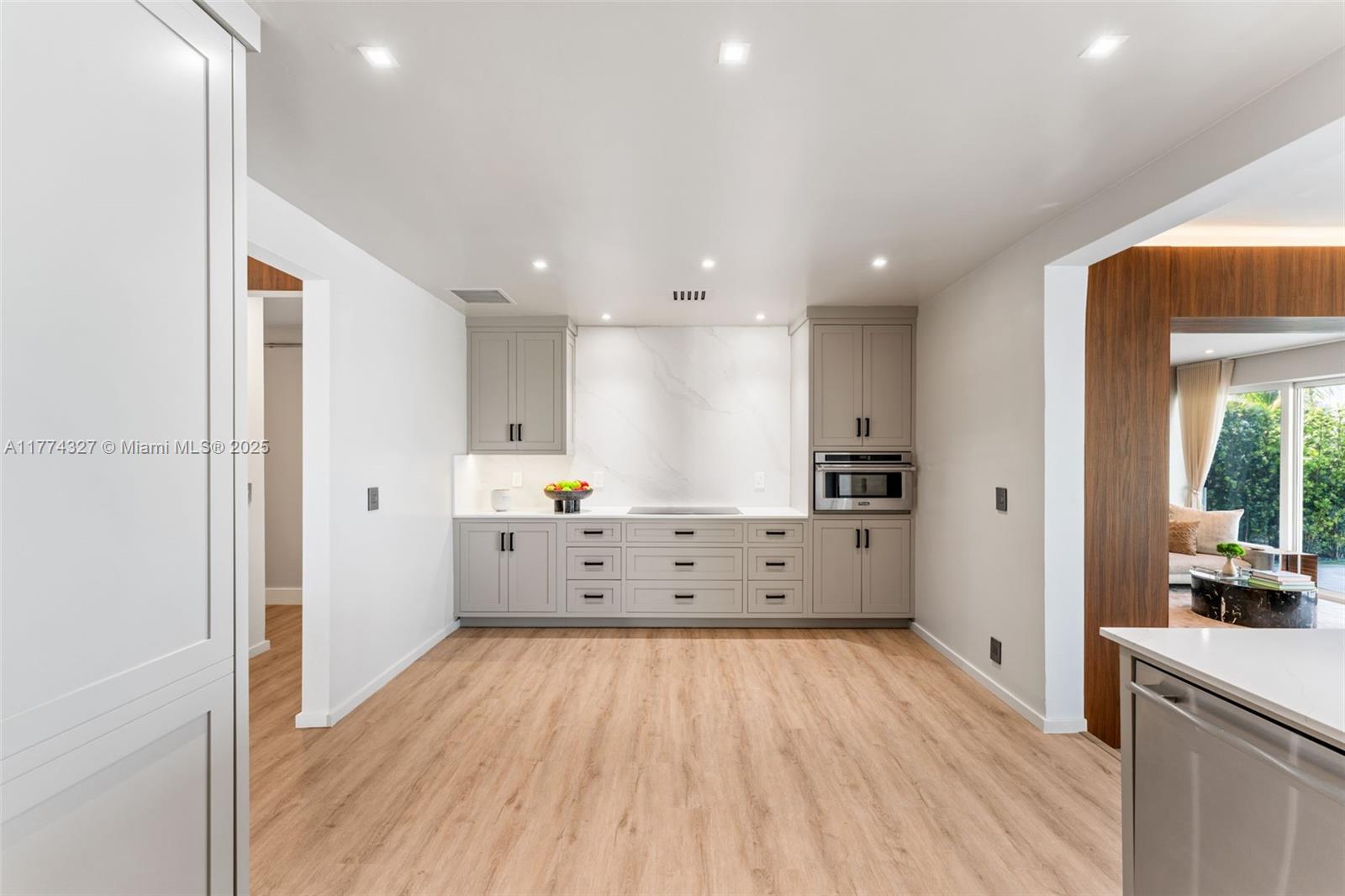 BISCAYNE ISL - Residential