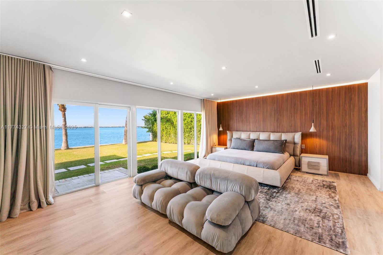 BISCAYNE ISL - Residential