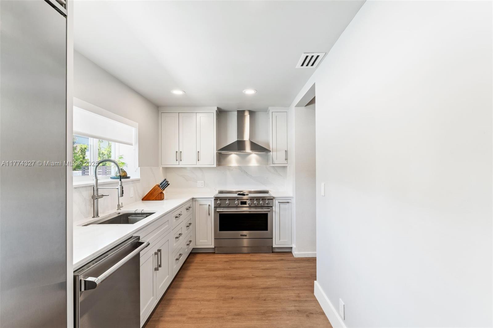 BISCAYNE ISL - Residential