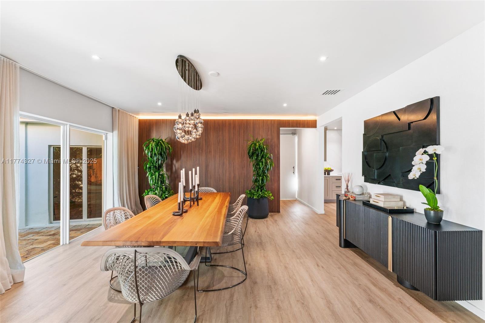 BISCAYNE ISL - Residential