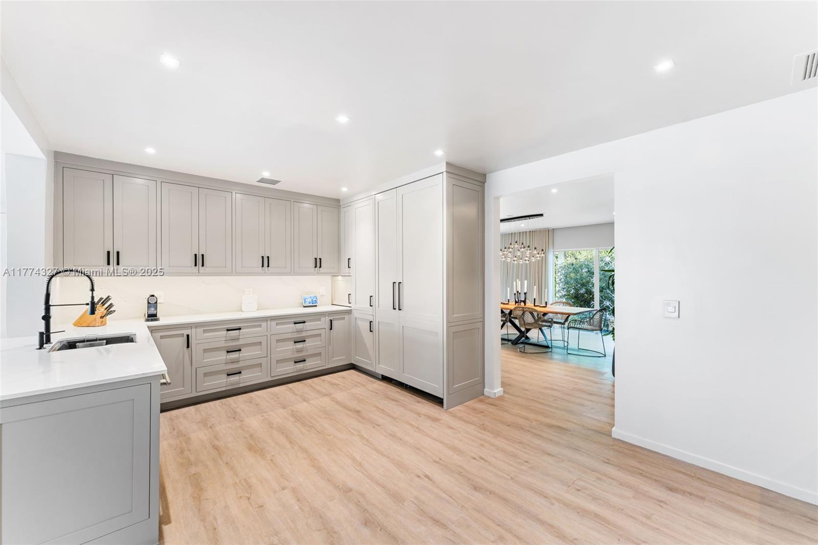 BISCAYNE ISL - Residential