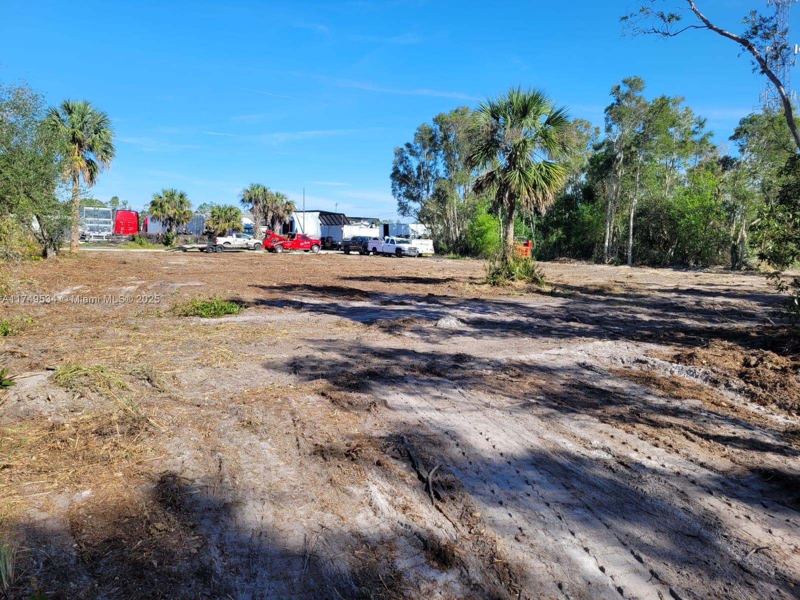 TROPICAL GULF ACRES UNIT 1 - Land