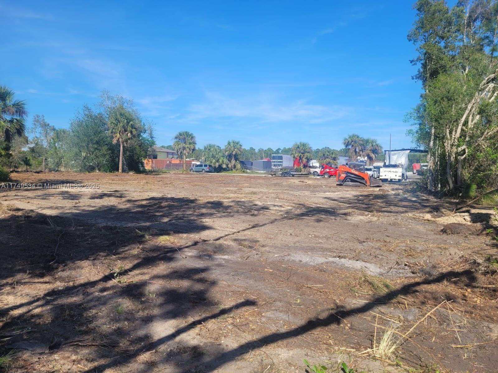 TROPICAL GULF ACRES UNIT 1 - Land