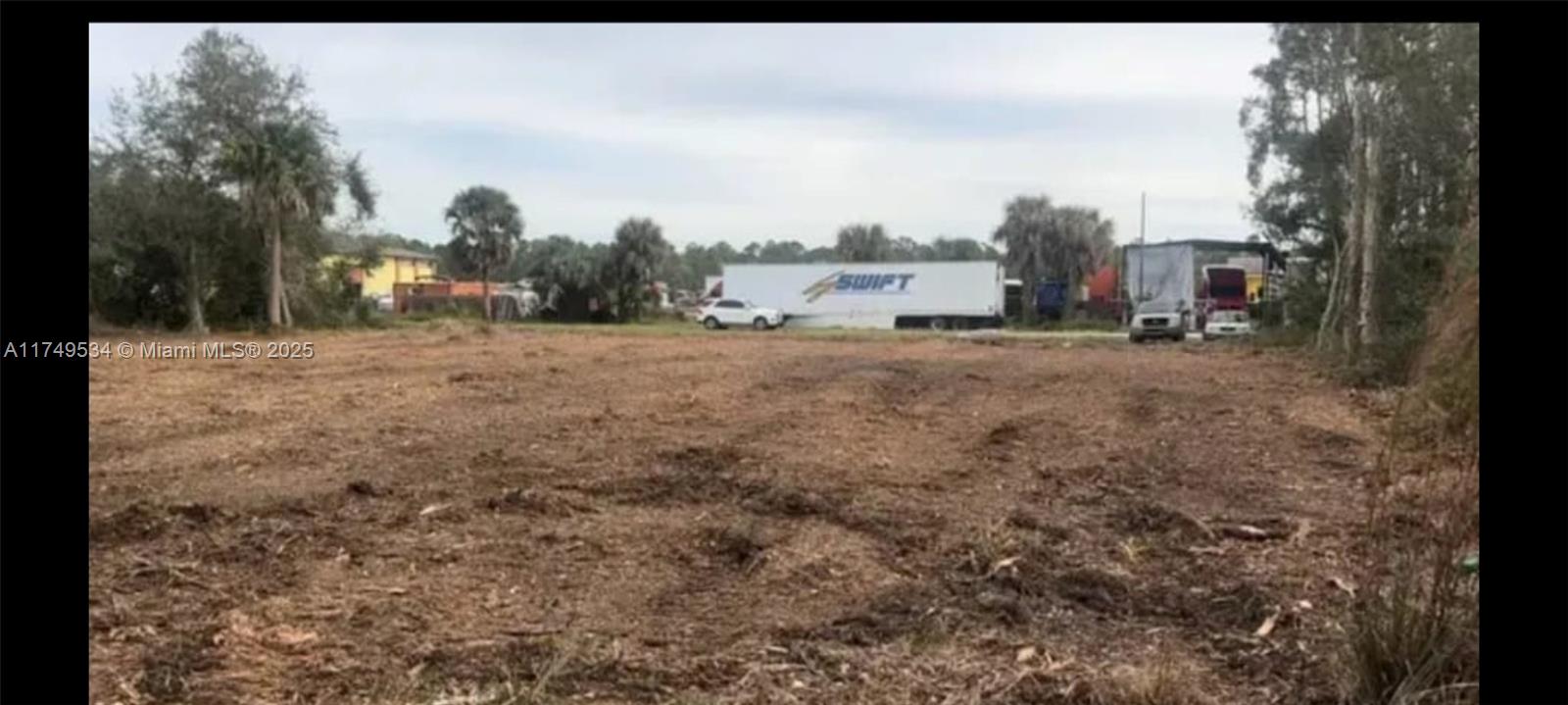 TROPICAL GULF ACRES UNIT 1 - Land
