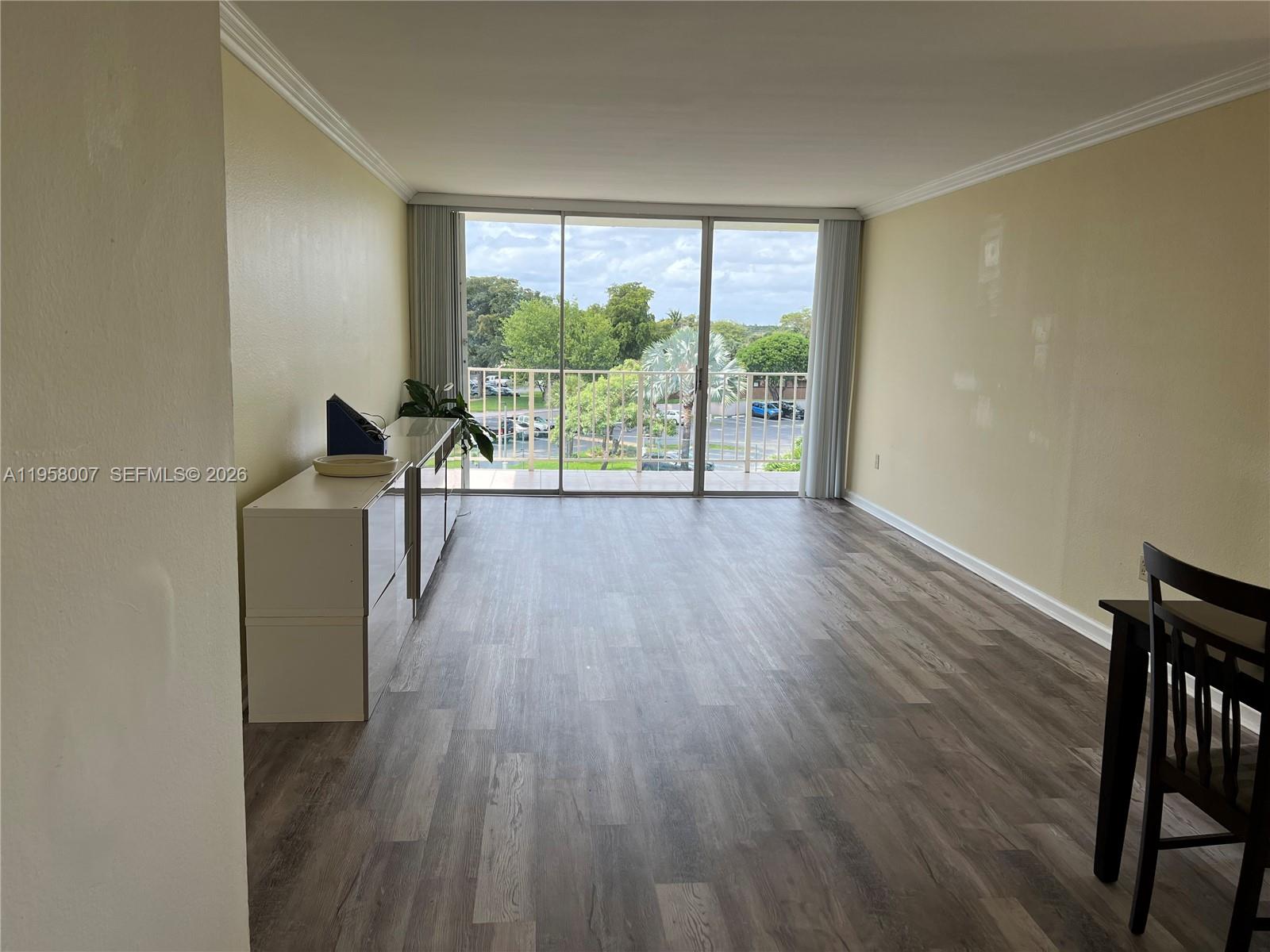 VILLAGE AT THE FALLS COND - Residential