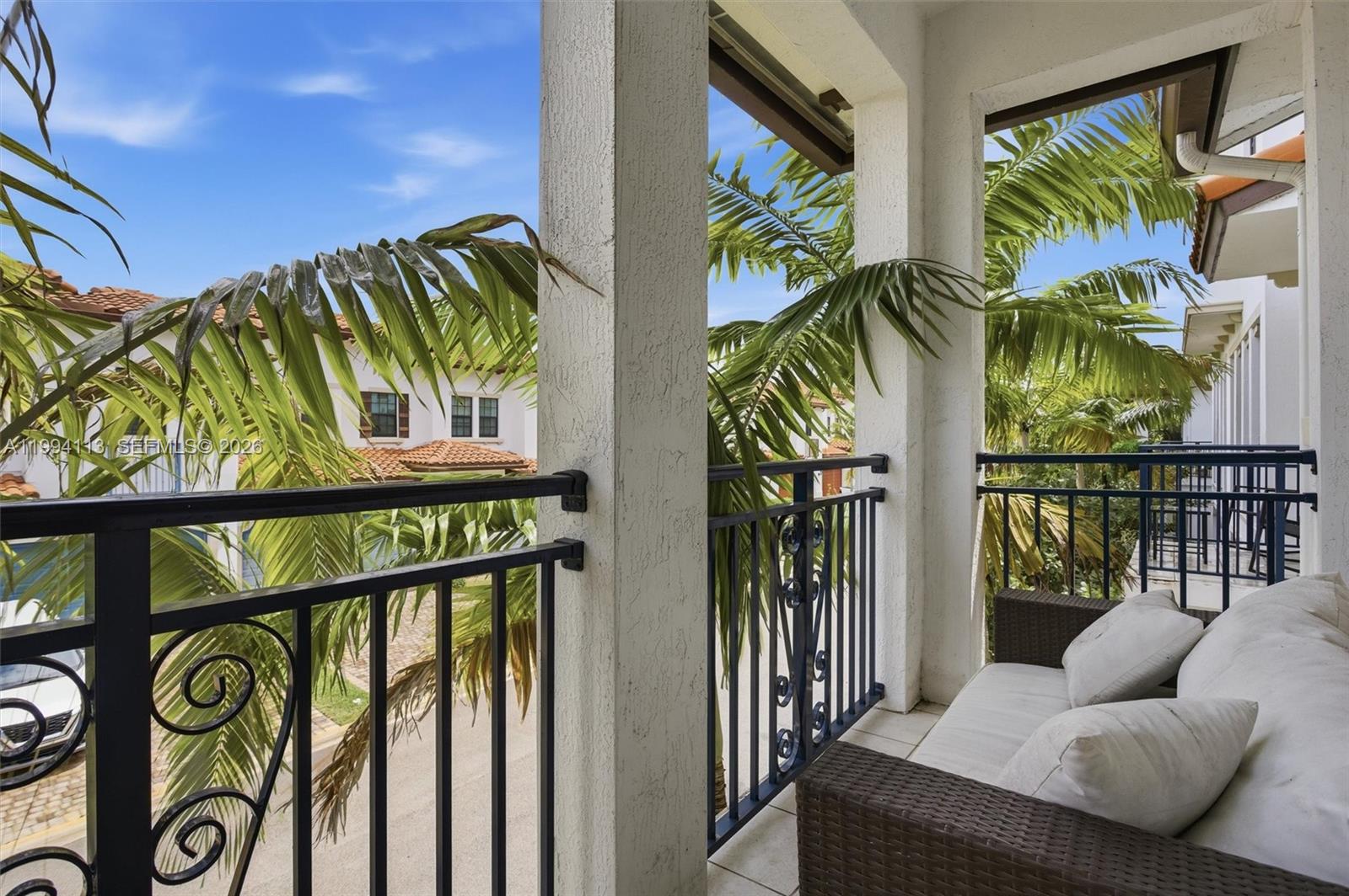 PEMBROKE LAKES SOUTH - Residential