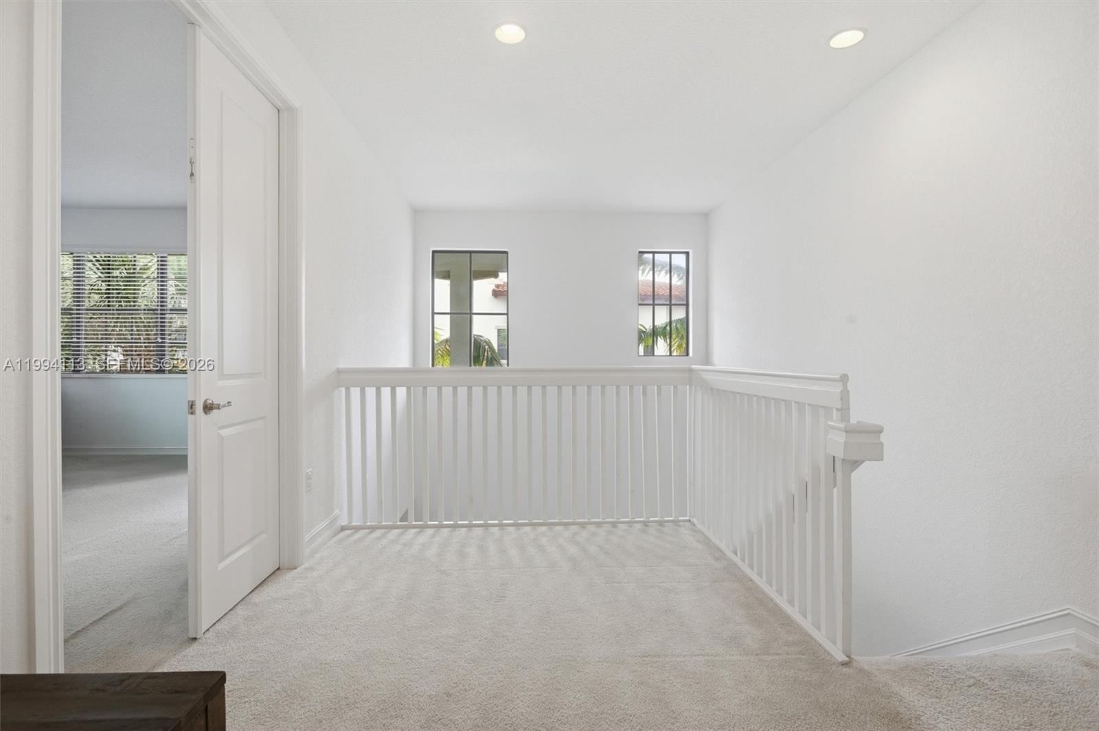 PEMBROKE LAKES SOUTH - Residential