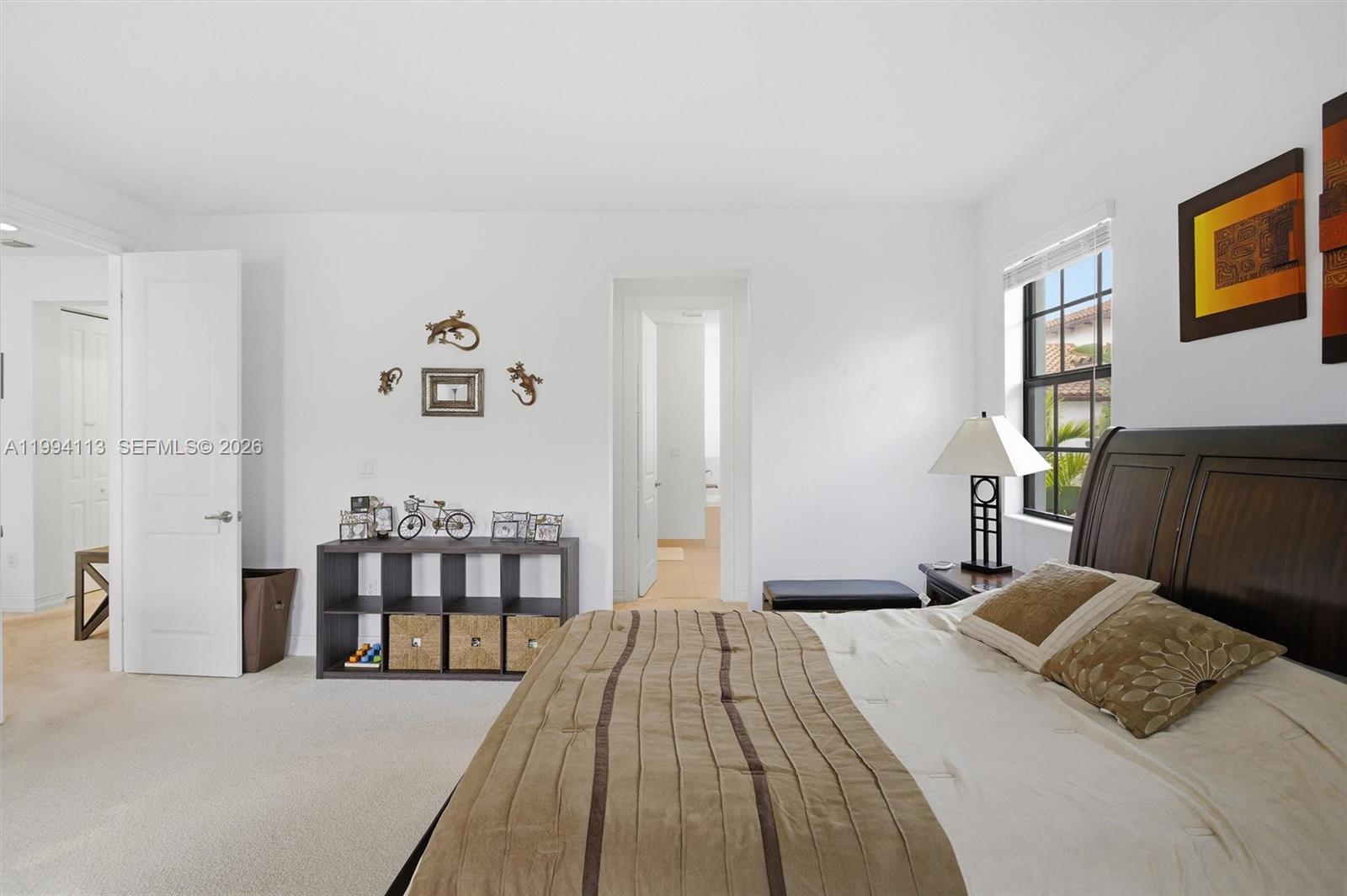 PEMBROKE LAKES SOUTH - Residential