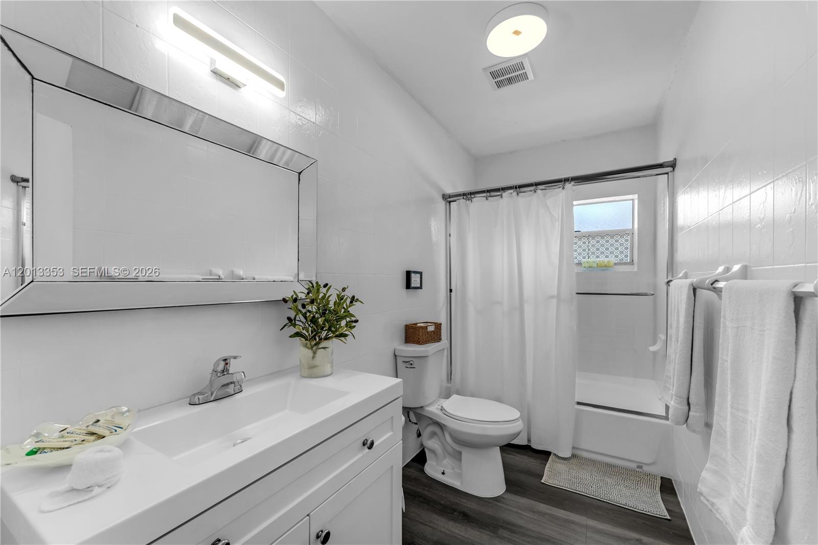 CORAL VILLAS REV - Residential