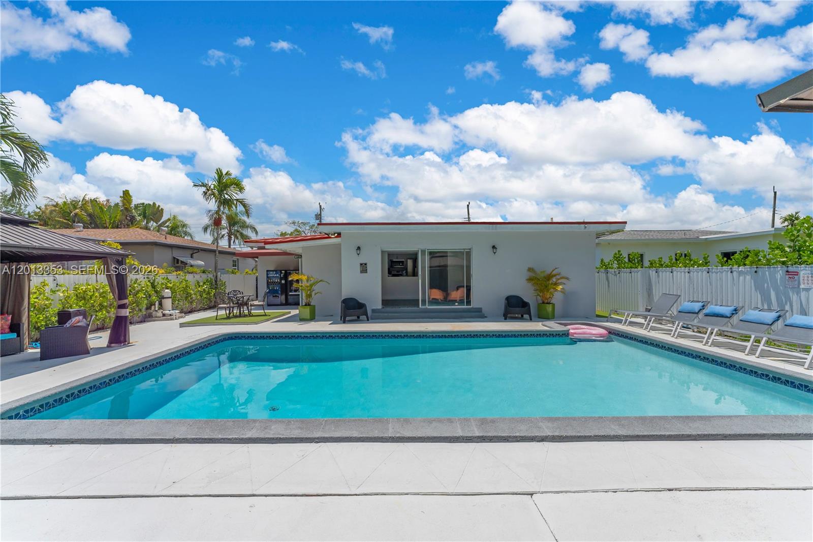 CORAL VILLAS REV - Residential