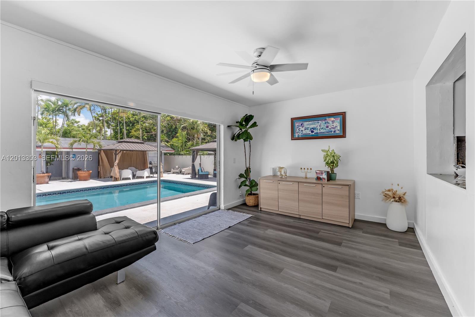 CORAL VILLAS REV - Residential