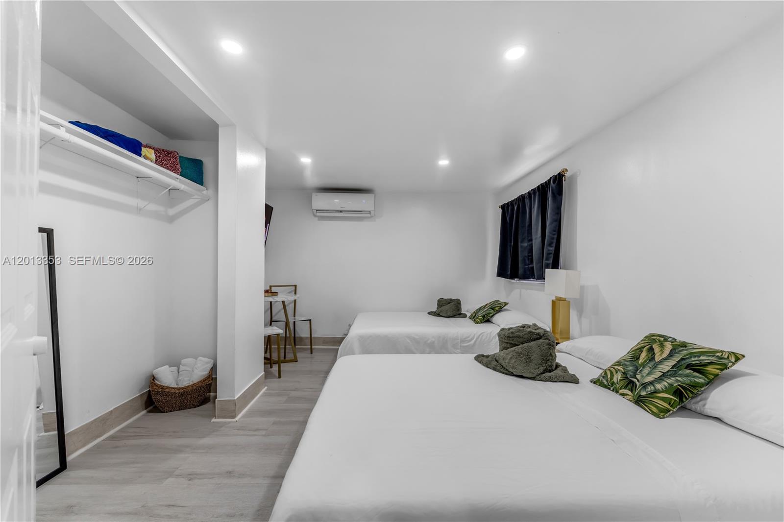CORAL VILLAS REV - Residential