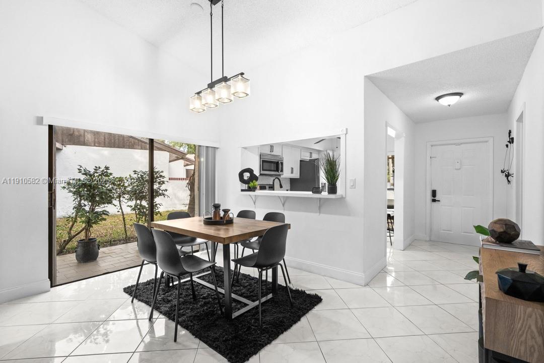 WEDGEWOOD CONDOMINIUM - Residential