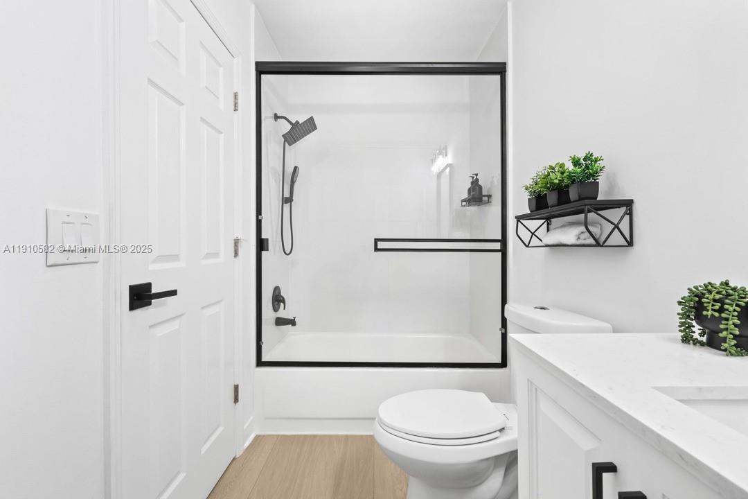 WEDGEWOOD CONDOMINIUM - Residential