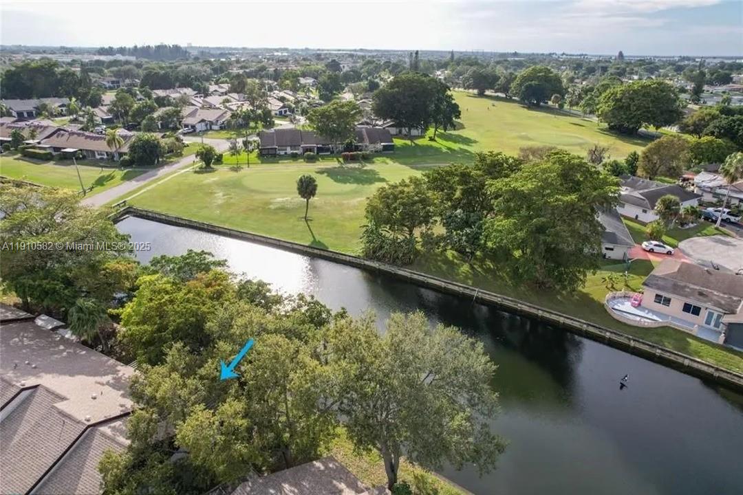 WEDGEWOOD CONDOMINIUM - Residential