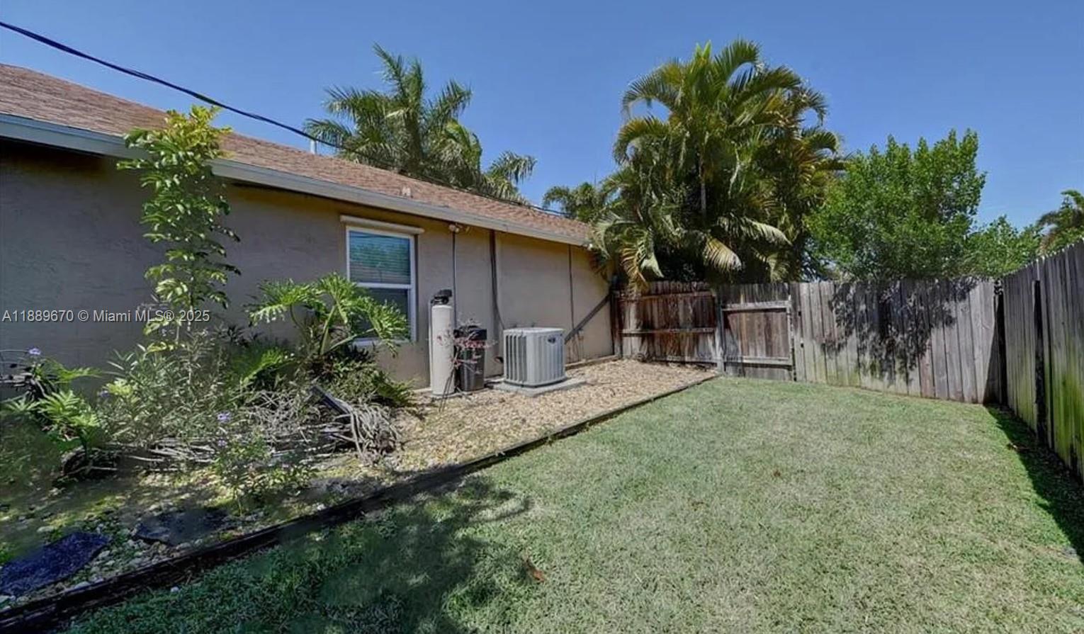 PORT ST LUCIE SECTION 30 - Residential Lease