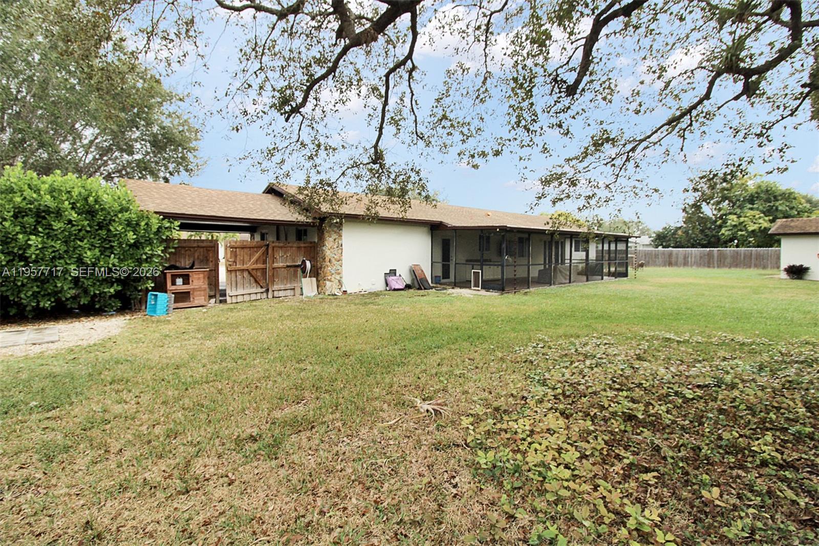 HIDEAWAY PINES SEC 2 - Residential