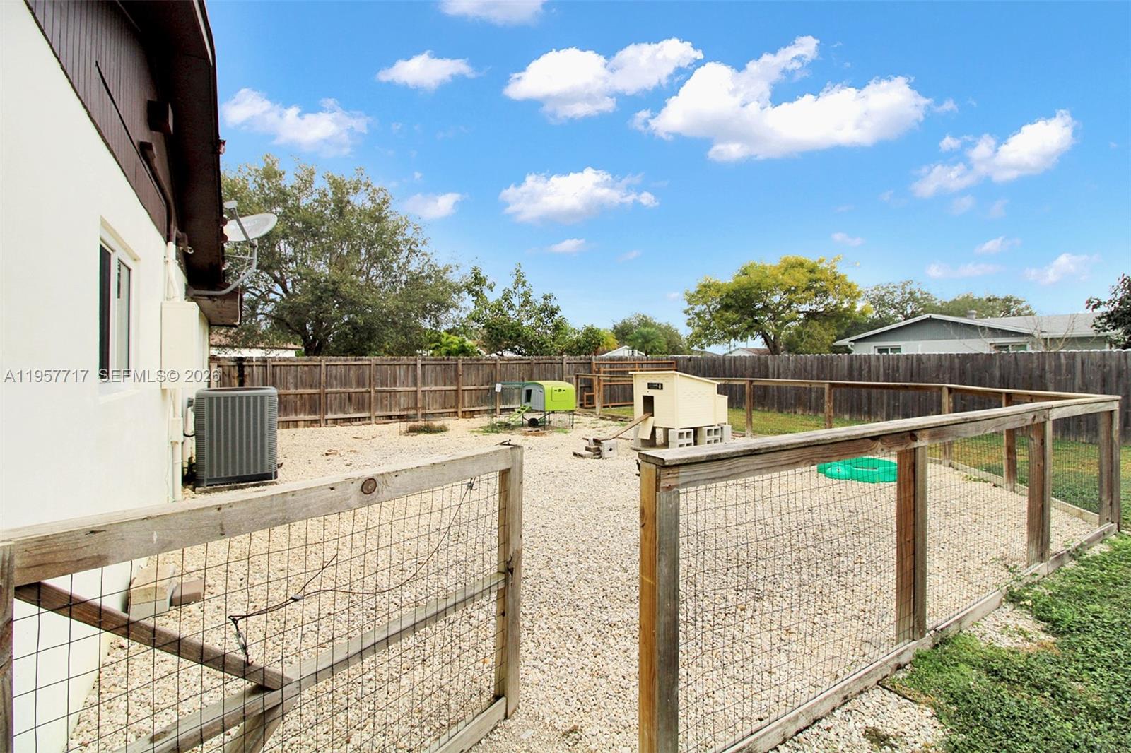 HIDEAWAY PINES SEC 2 - Residential