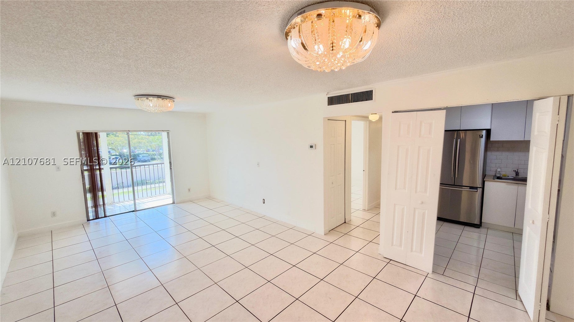 701 NE 1st Ct 202