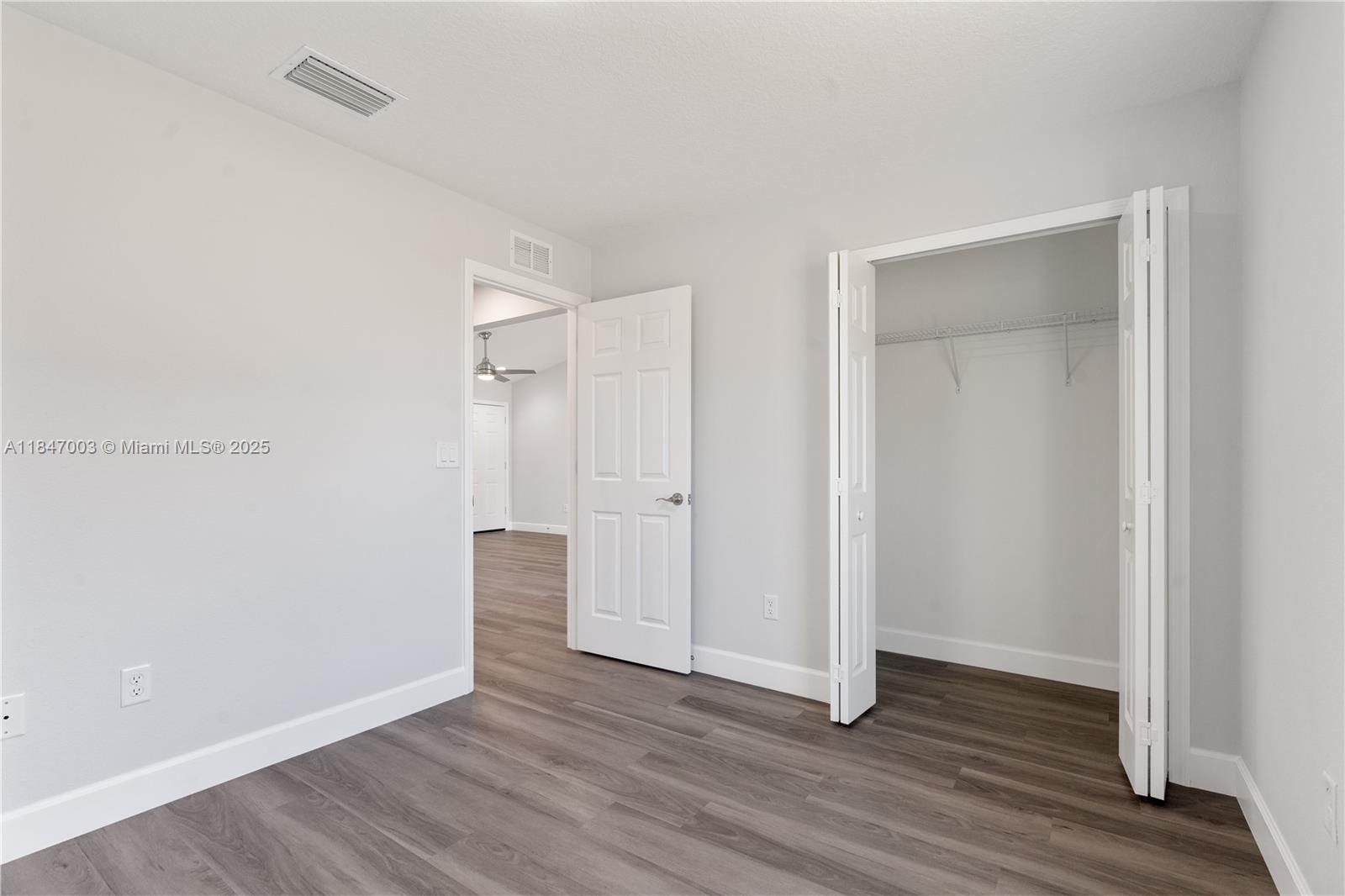 RAINBOW PARK HOMES - Residential