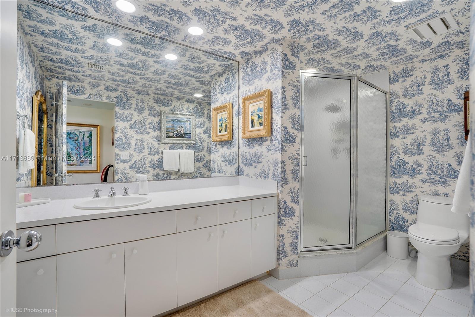 2100 COND AT SLOANS CURVE - Residential Lease