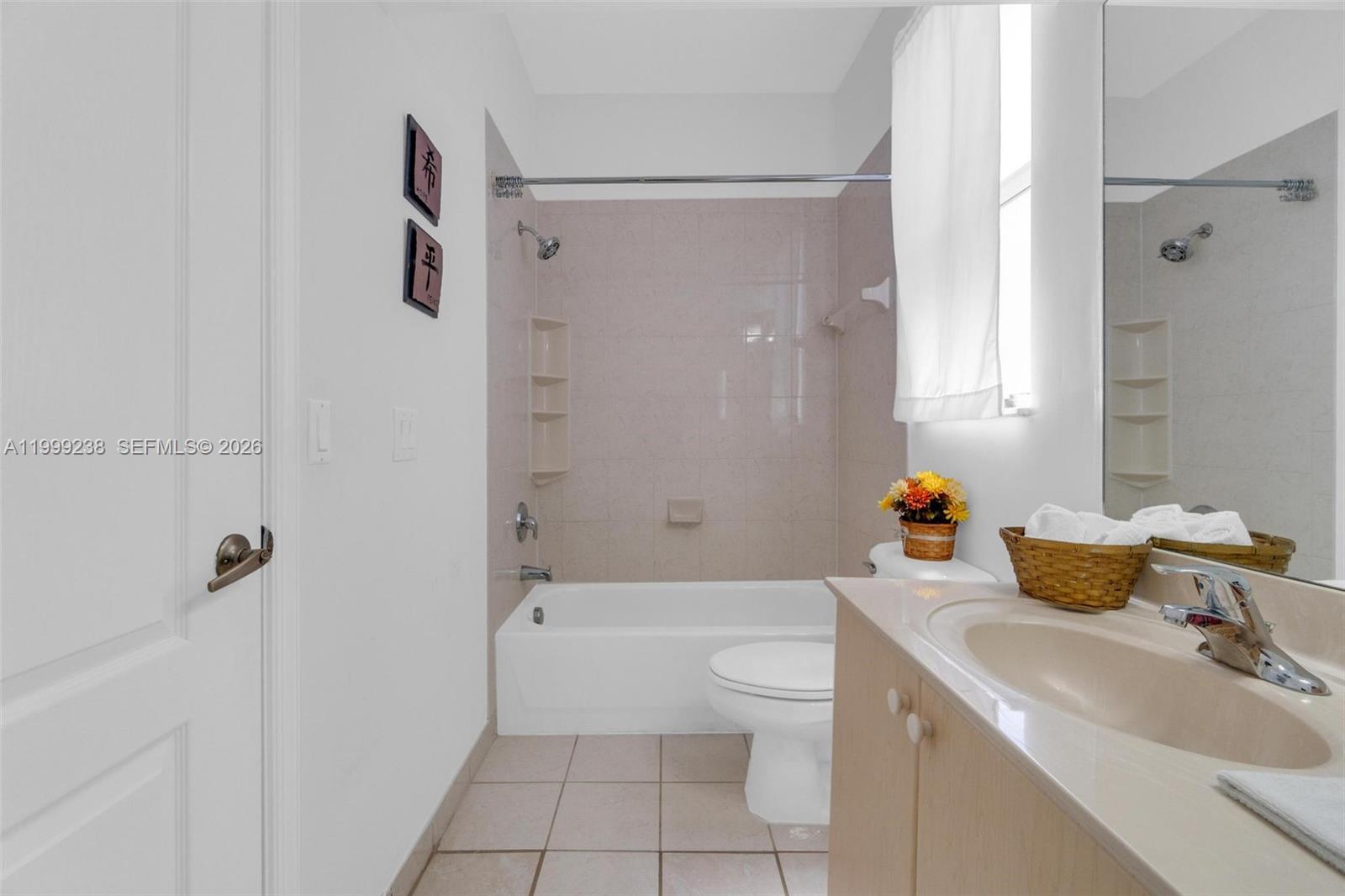 PORTOFINO PALMS - Residential