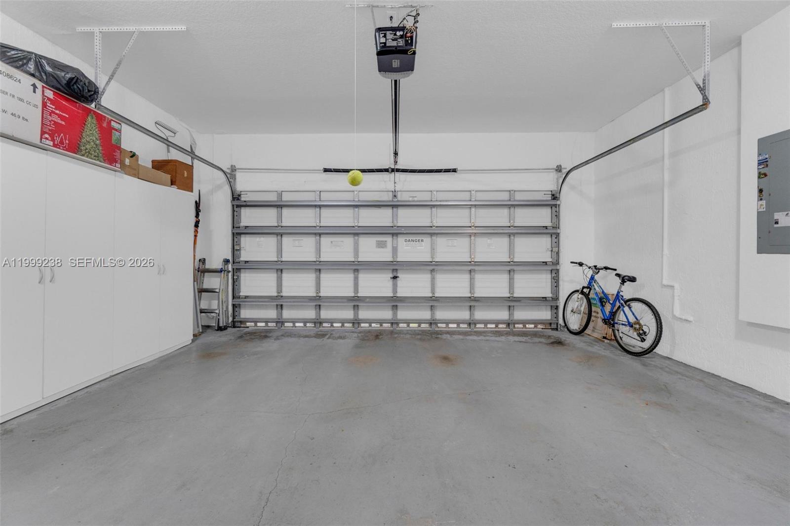 PORTOFINO PALMS - Residential