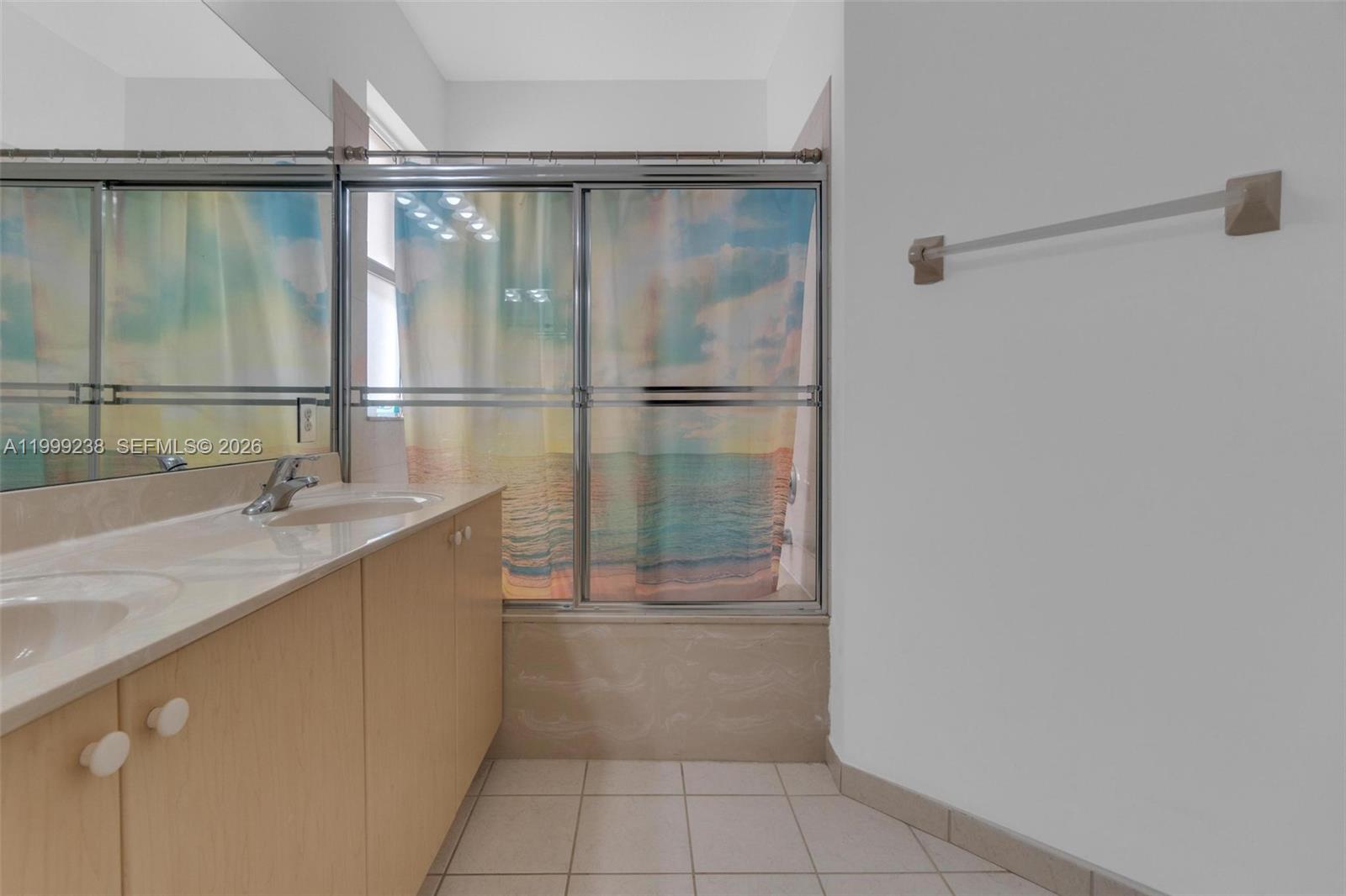 PORTOFINO PALMS - Residential