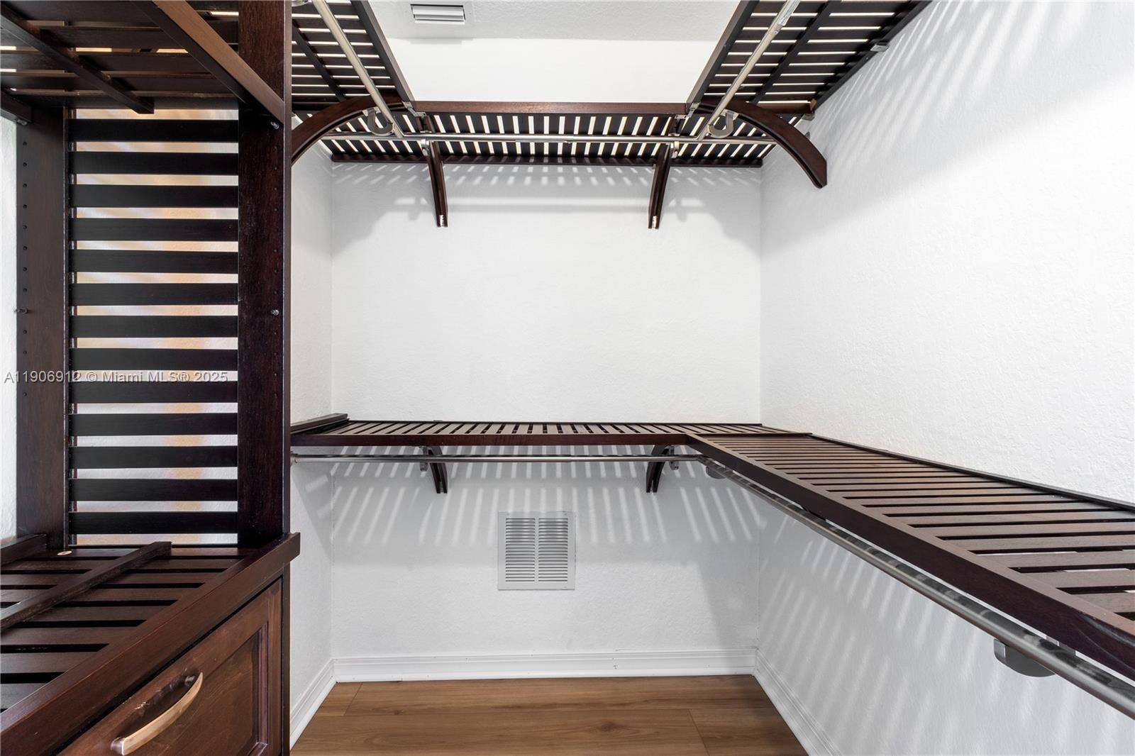 BOCA LAGO REPLAT - Residential Lease