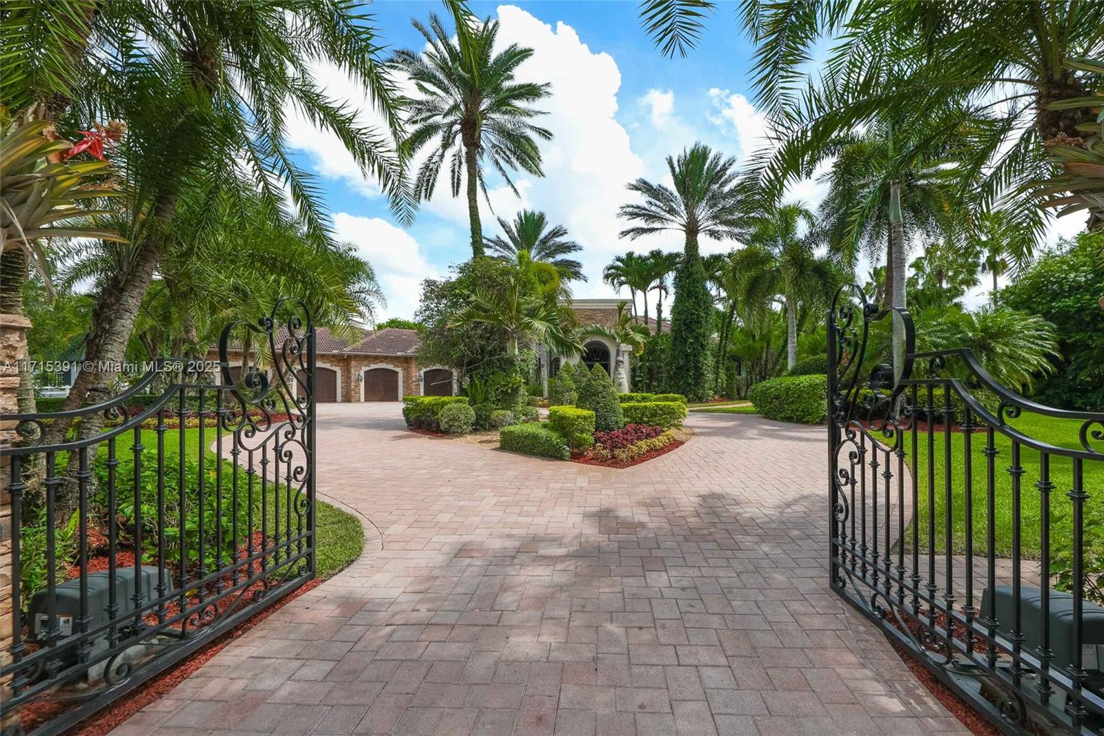 Property for Sale at 16740 Berkshire Ct, Southwest Ranches, Broward County, Florida - Bedrooms: 6 
Bathrooms: 7  - $5,495,000