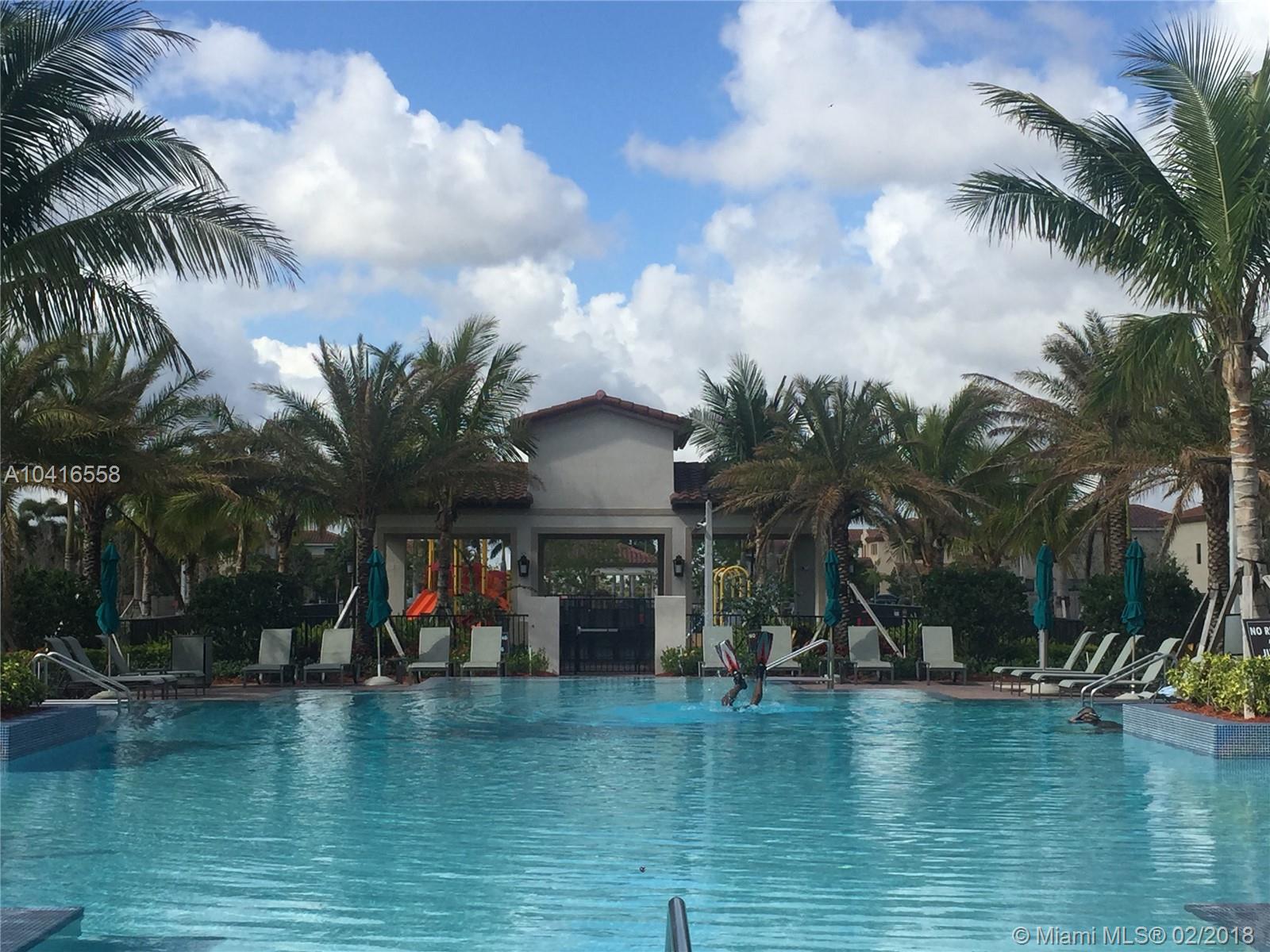 VENETIAN PARC WEST - Residential