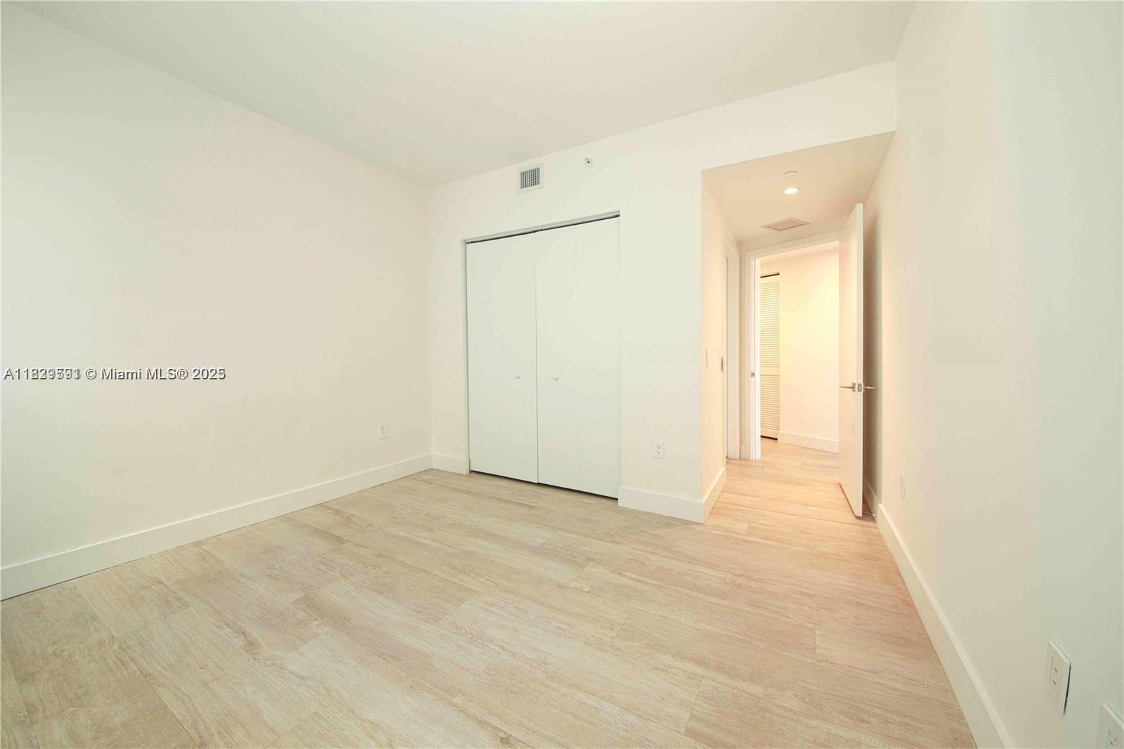 3401 MIDTOWN CONDO - Residential