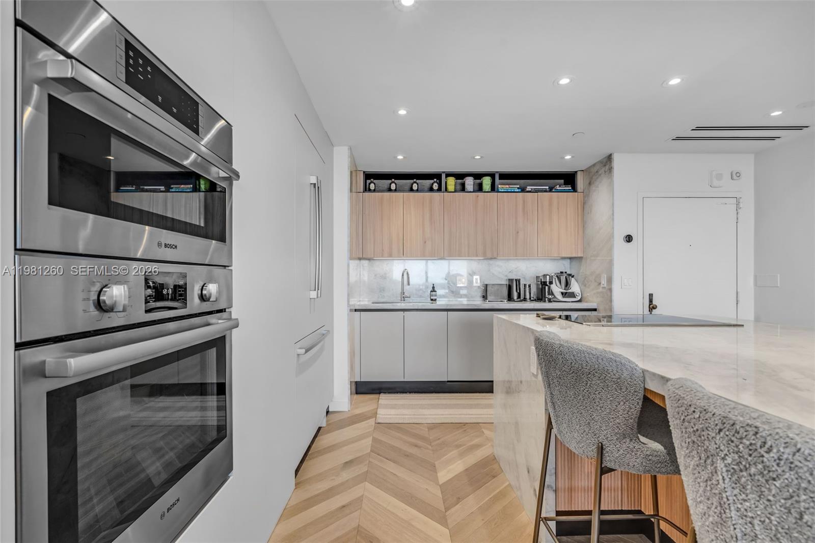 THE EMERALDBAY @ KEY COLO - Residential