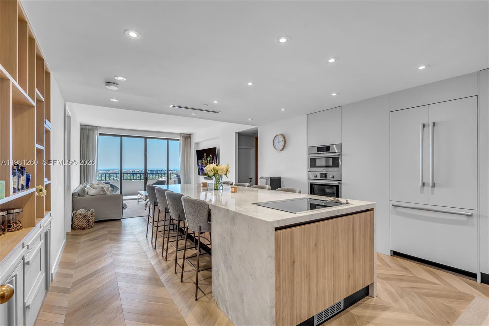 THE EMERALDBAY @ KEY COLO - Residential