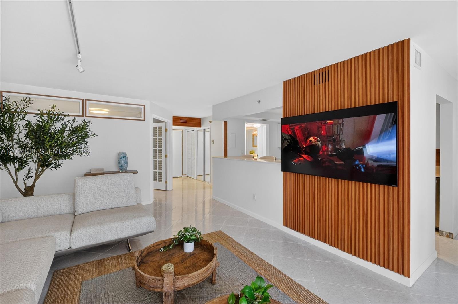 THE RIVIERA CONDO - Residential Lease