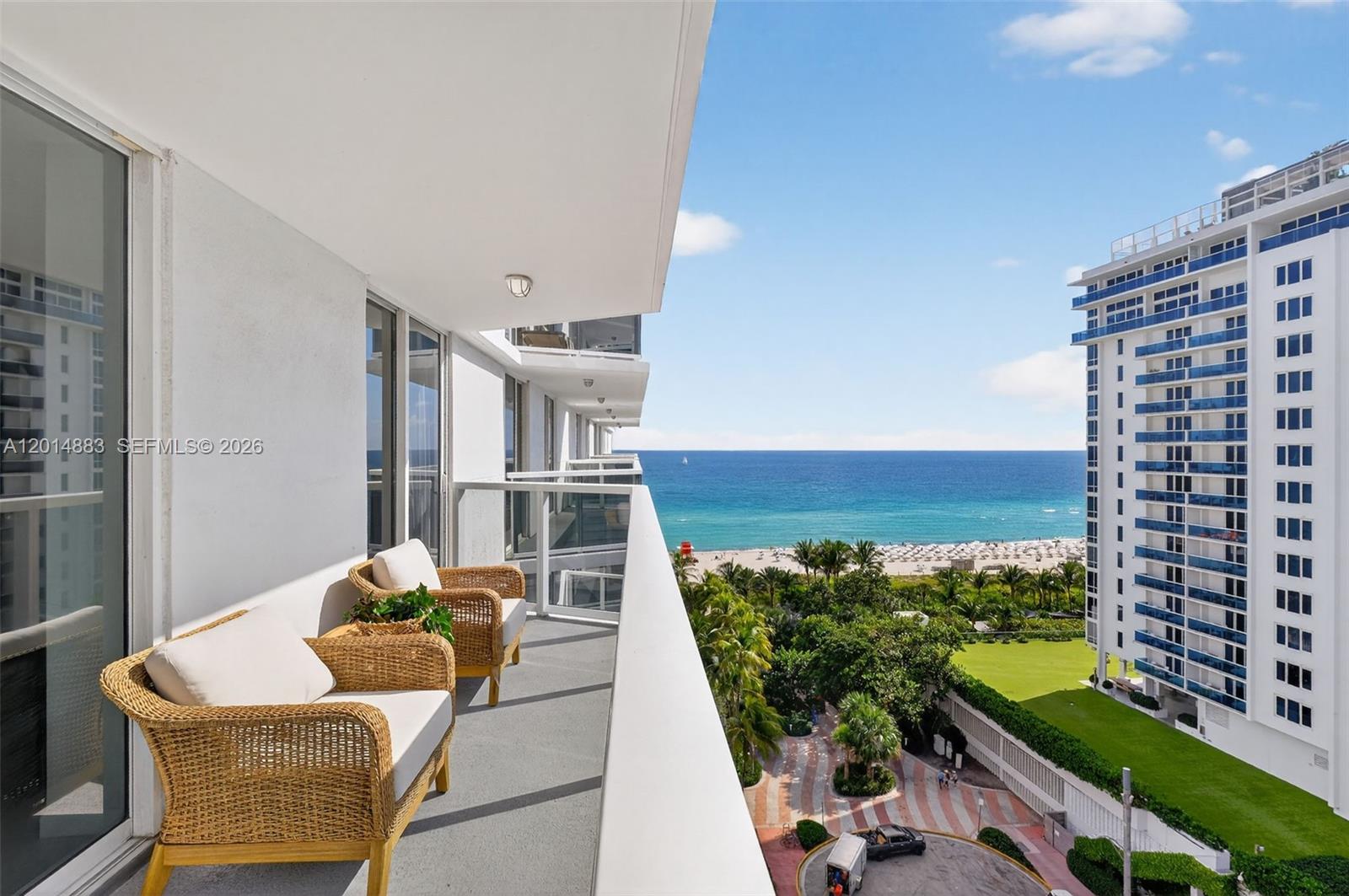 THE RIVIERA CONDO - Residential Lease