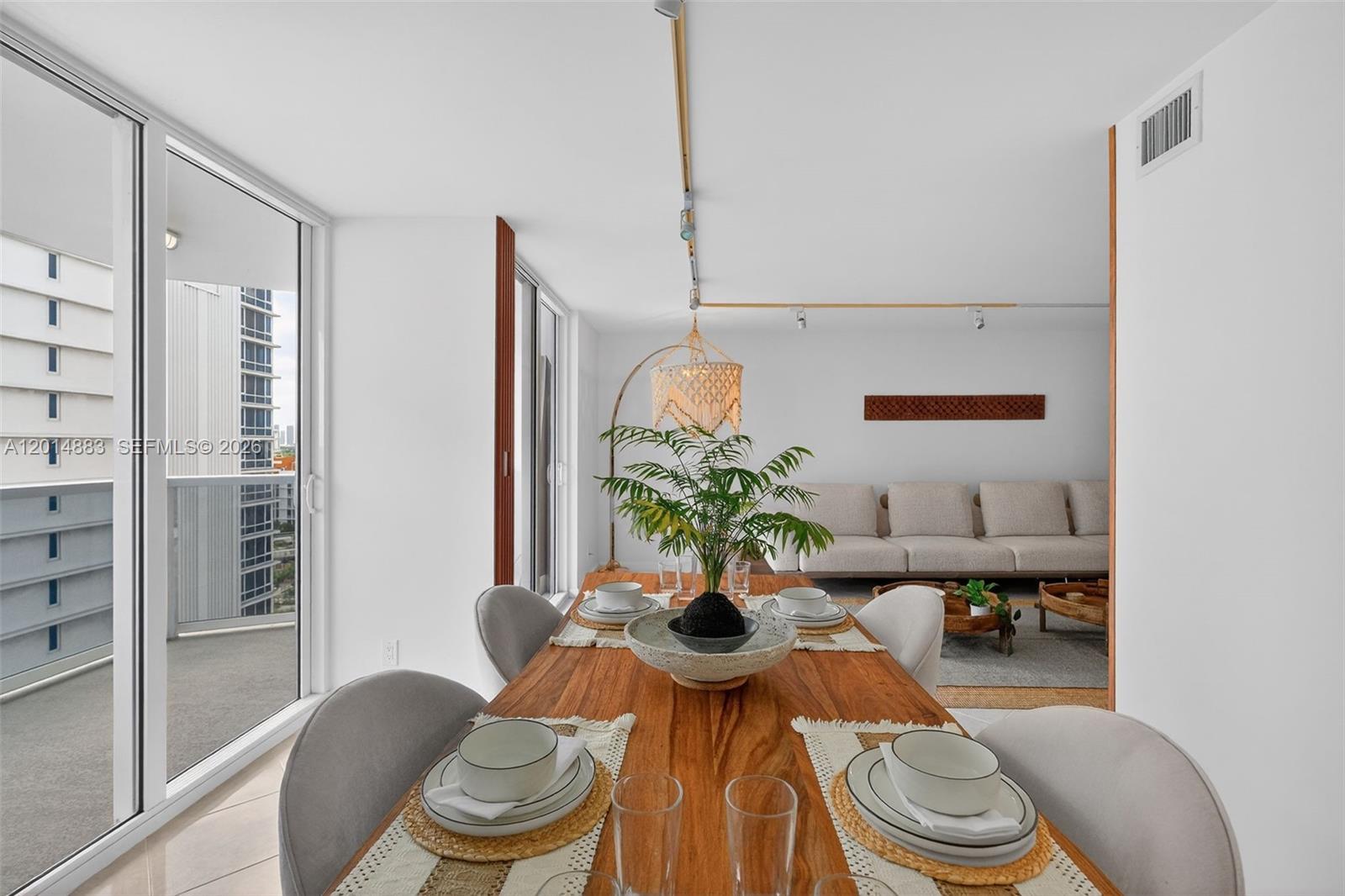 THE RIVIERA CONDO - Residential Lease