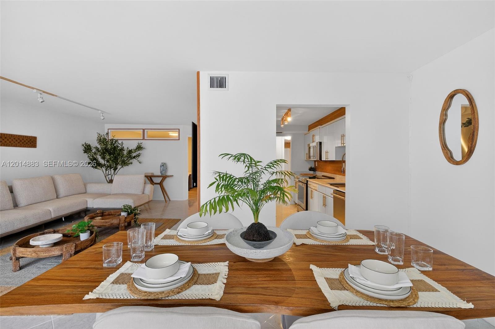 THE RIVIERA CONDO - Residential Lease