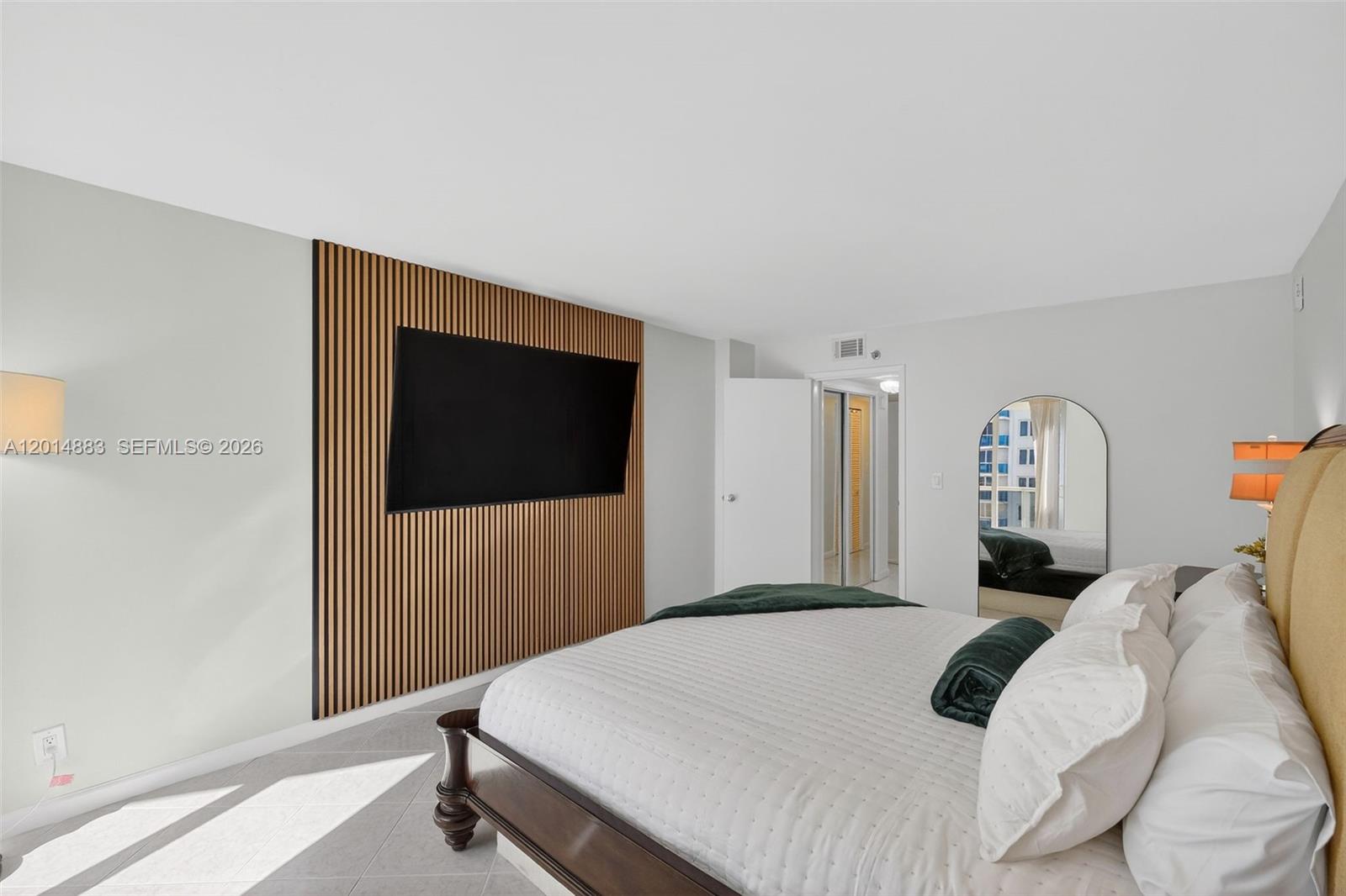 THE RIVIERA CONDO - Residential Lease