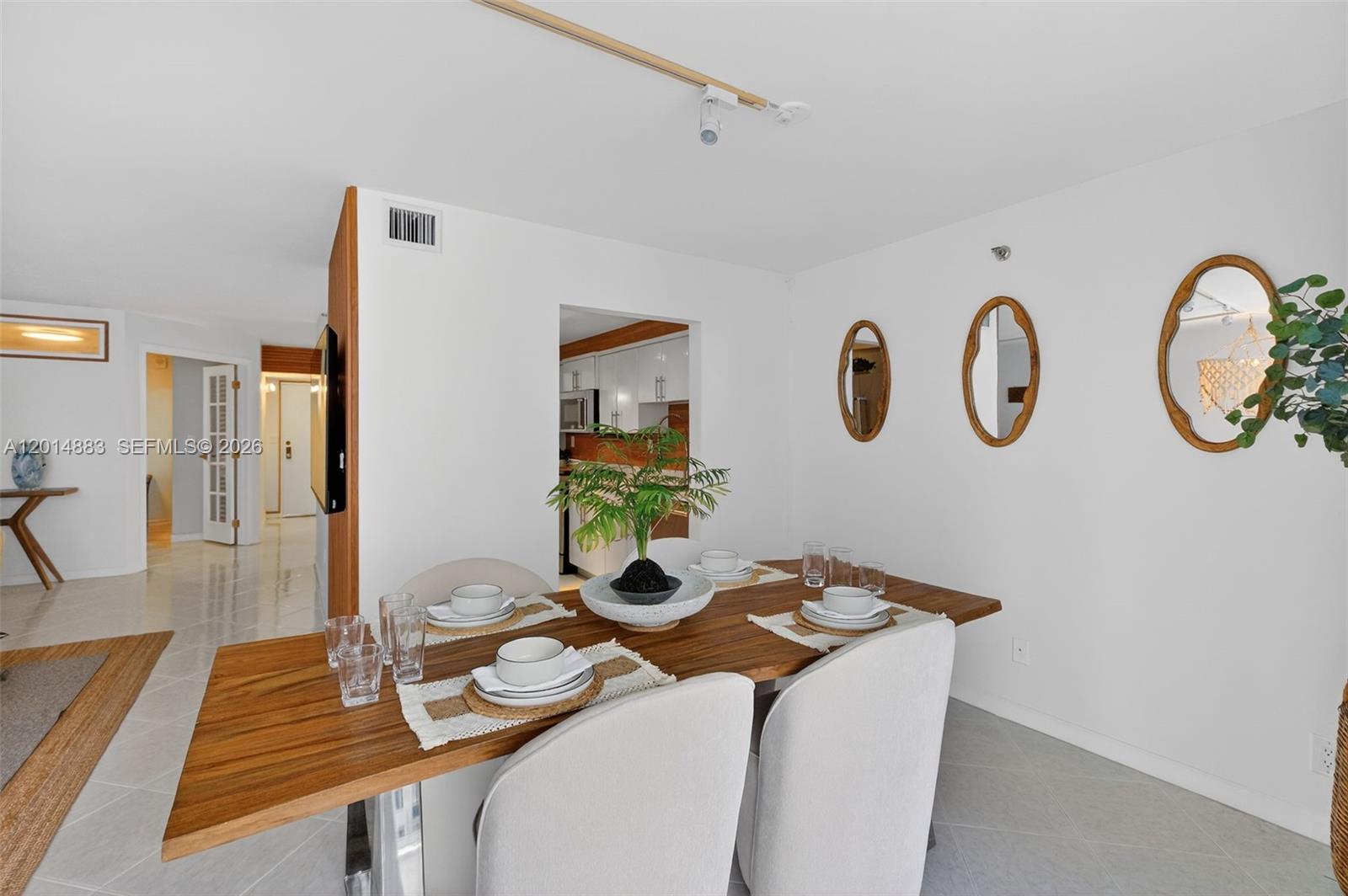 THE RIVIERA CONDO - Residential Lease
