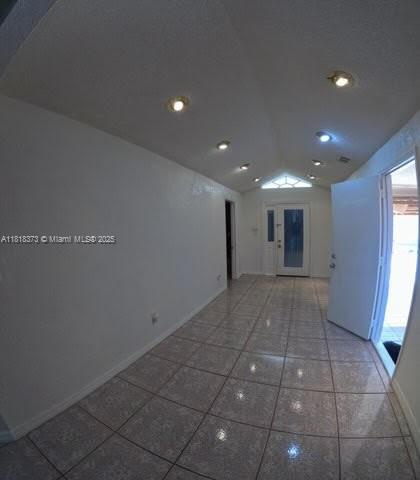 COLONIAL PINES - Residential Lease